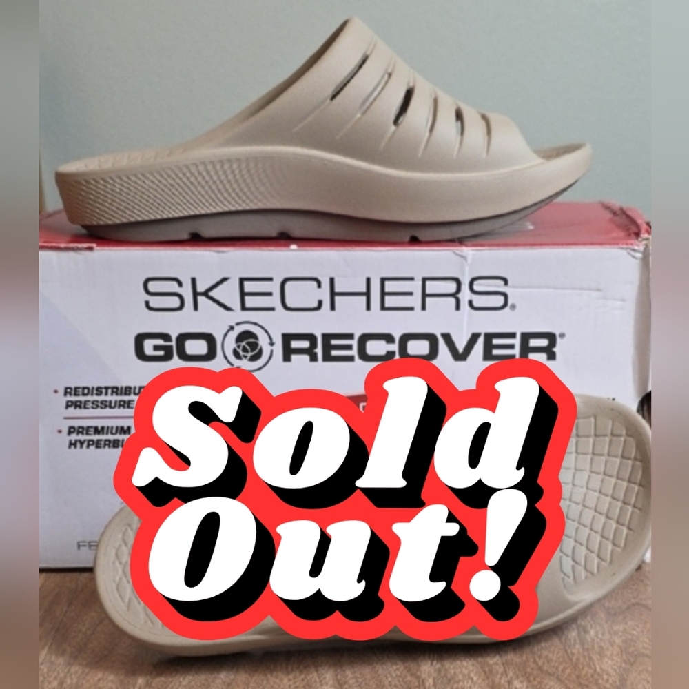 🚨SOLD 2/27🚨Skechers Womens GO Refresh Arch Fit Recovery Slide Sandals Beige 8M